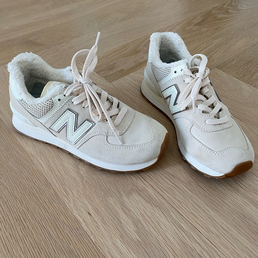 New Balance 574 Sneakers with Sherpa